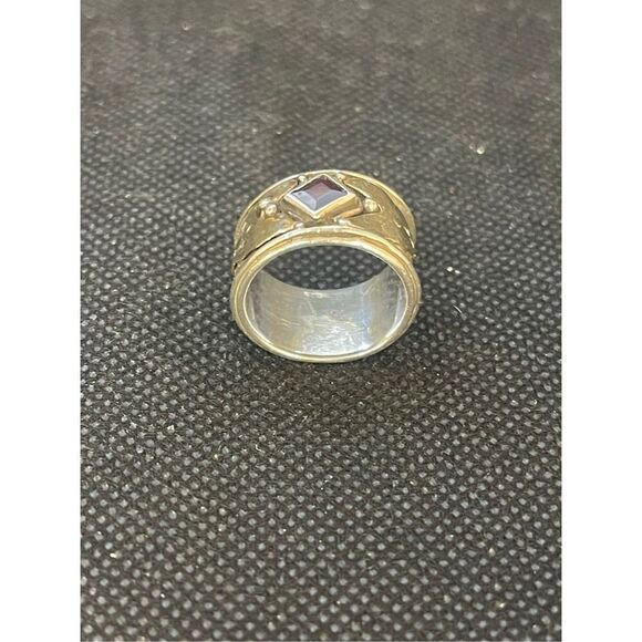 Silver and Gold Ring with Ruby - Picture 3 of 7